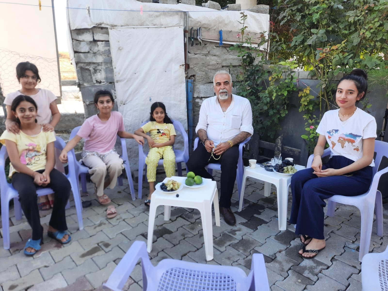 Saha ziyaretinden bir kare